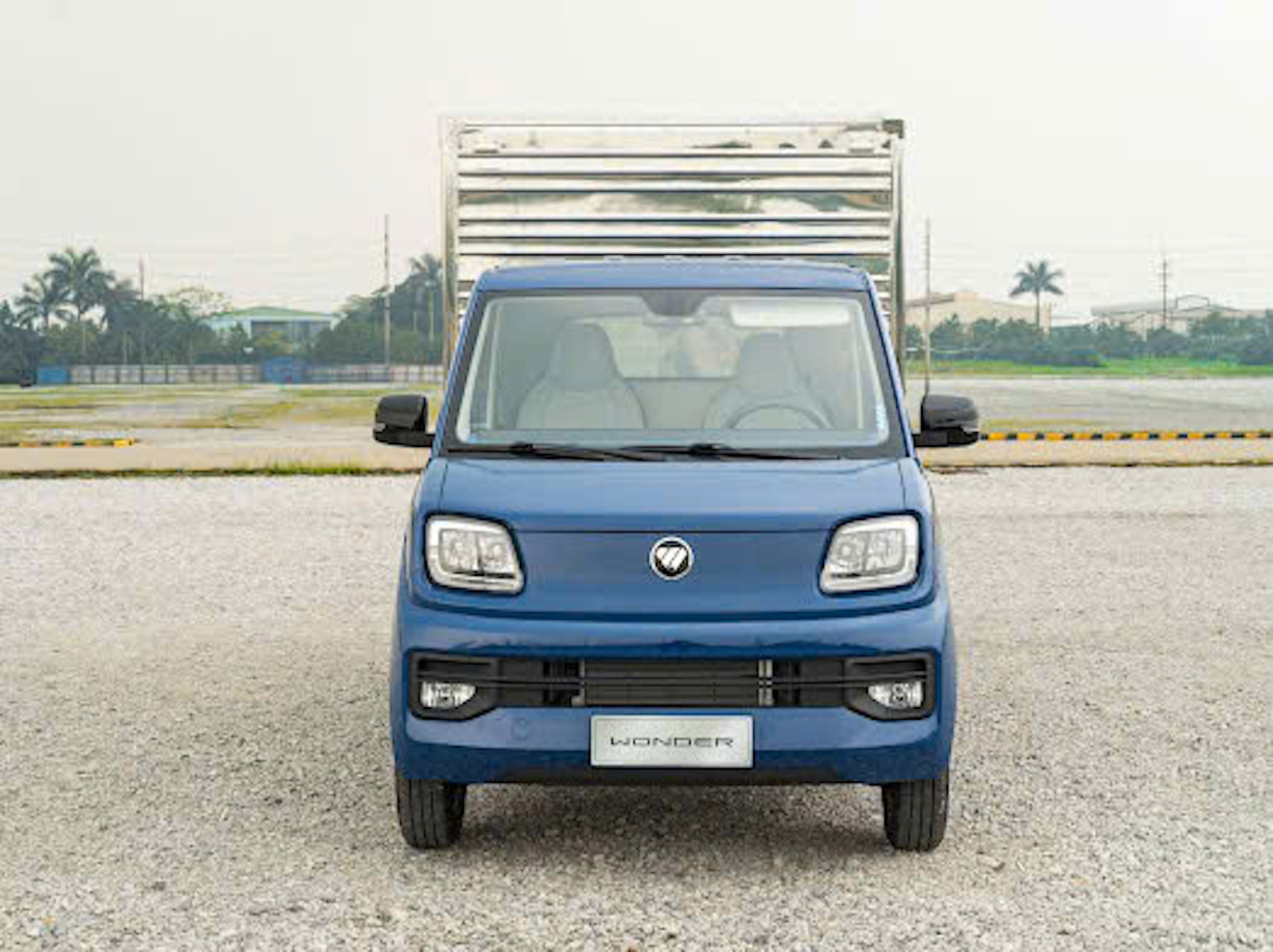 Wonder  970 kg  thùng  kín